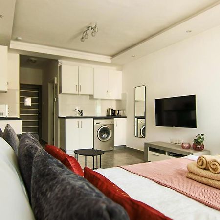 Phaedrus Living: Seaside Luxury Flat Athina 115 Lejlighed Paphos Eksteriør billede