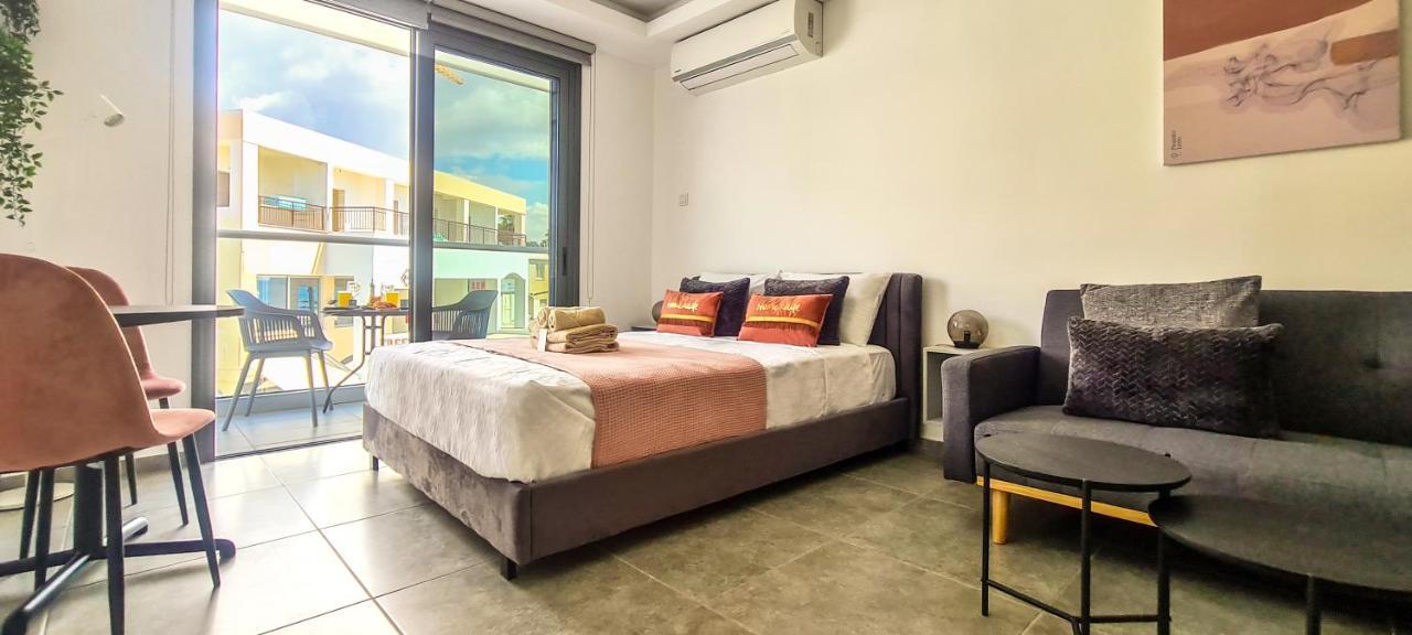 Phaedrus Living: Seaside Luxury Flat Athina 115 Lejlighed Paphos Eksteriør billede