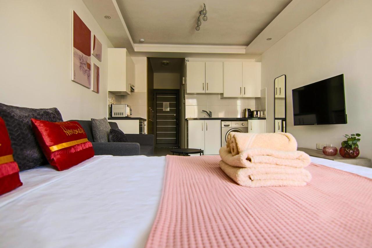 Phaedrus Living: Seaside Luxury Flat Athina 115 Lejlighed Paphos Eksteriør billede