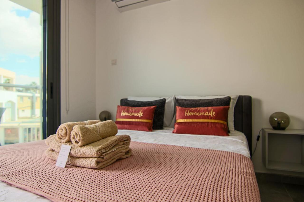 Phaedrus Living: Seaside Luxury Flat Athina 115 Lejlighed Paphos Eksteriør billede